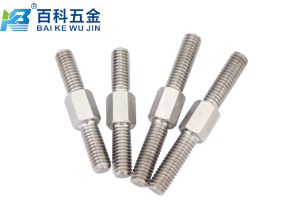 中六角双头螺栓在低温零下40度环境下推荐使用哪种材料？百科五金详解