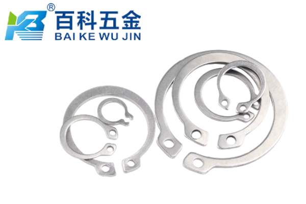 挡圈断裂是材料脆性还是安装应力过大？百科五金详解