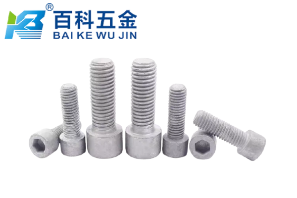 热镀锌内六角螺钉在沿海潮湿环境中能使用多久？百科五金详解